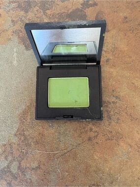 NARS Single Eyeshadow - Lime Green